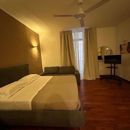 Anni Apartment Chiaia ナポリ エクステリア 写真