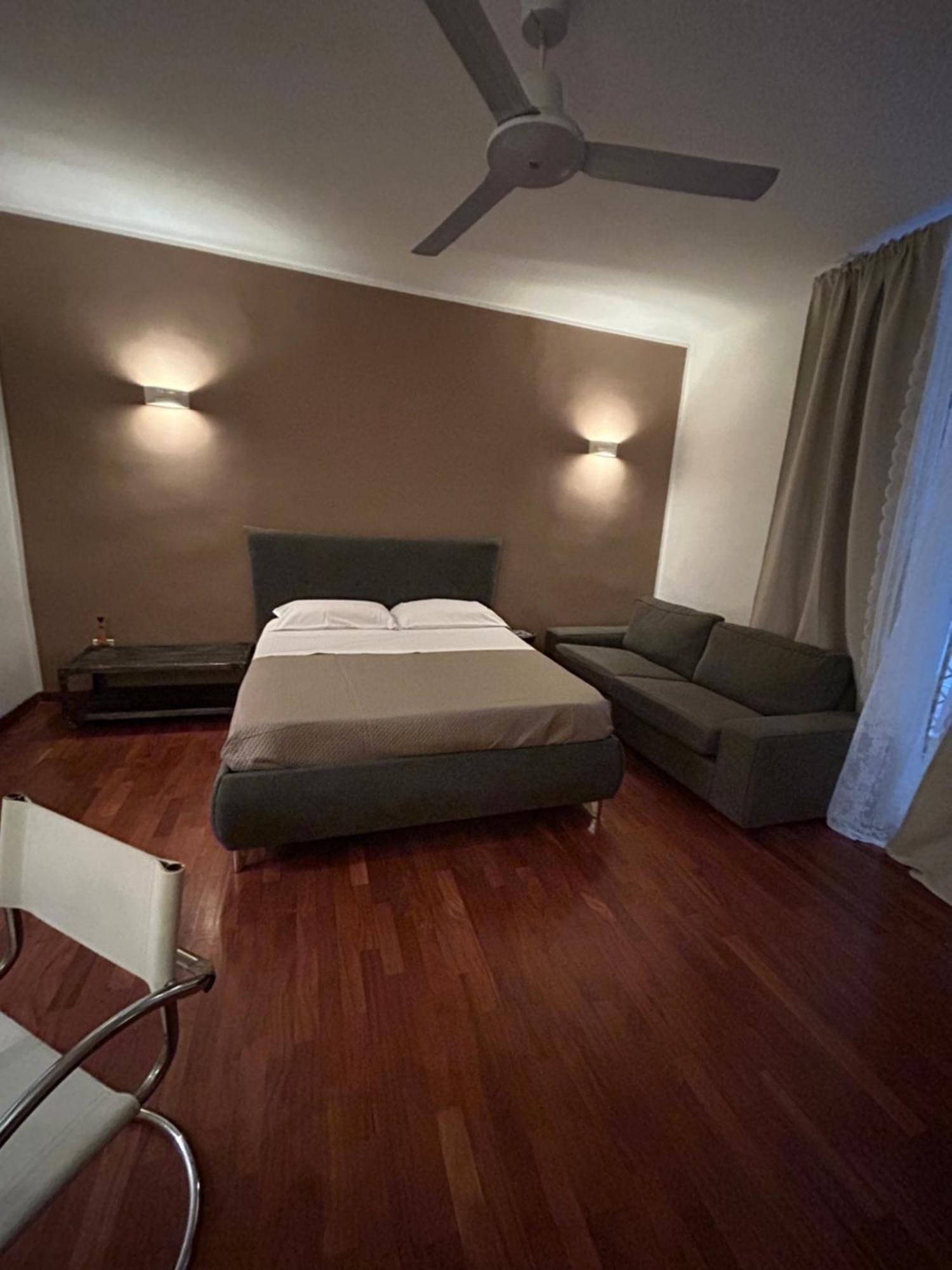Anni Apartment Chiaia ナポリ エクステリア 写真